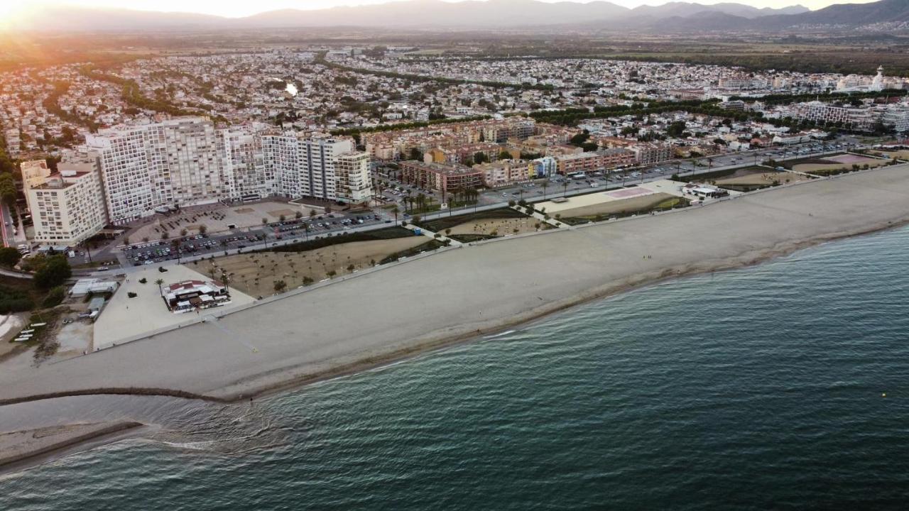 Holidays P16 - Hidromasaje Empuriabrava Exterior foto